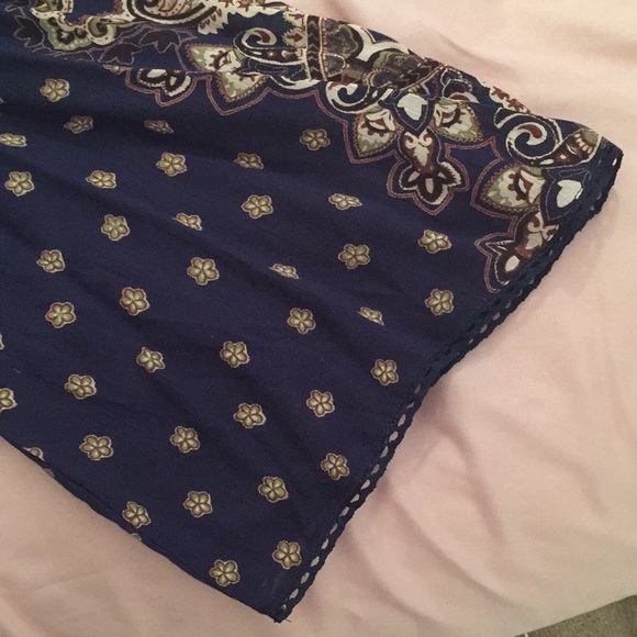 ✨ NWT Off the Shoulder Boho Floral Top - Picture 4 of 8